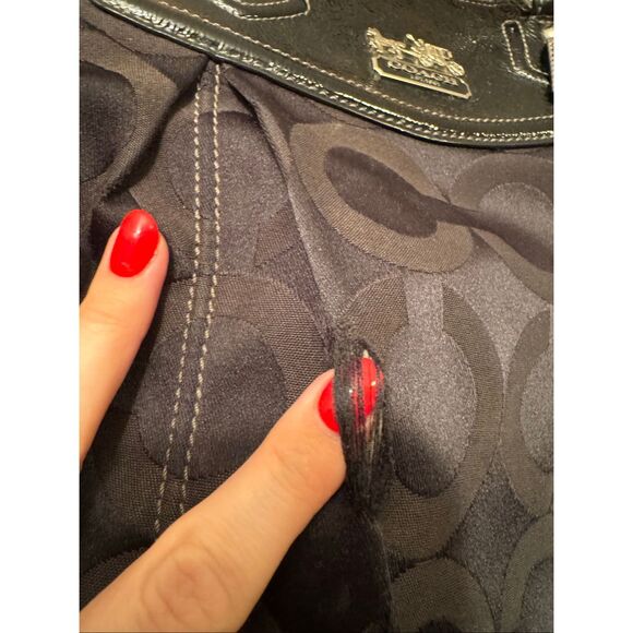 Coach Op Art Signature Handbag Black Purse Shoulder Bag *note - Picture 4 of 12